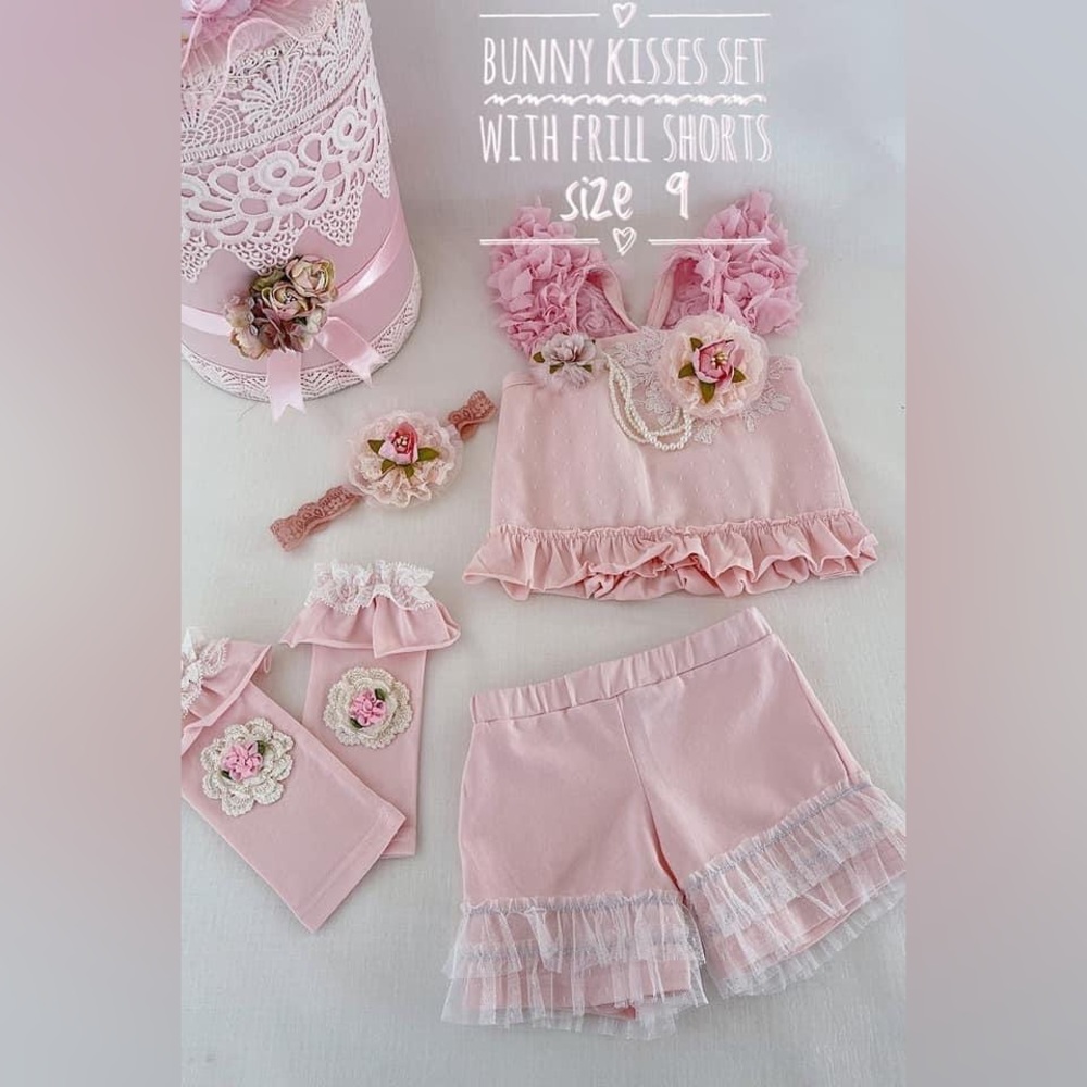 Dollcake Bunny Kisses Set NWT size 9